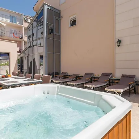 Cozy In With Jacuzzi Tatil Evi