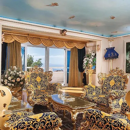 Tatil Evi Cozy In With Jacuzzi Makarska