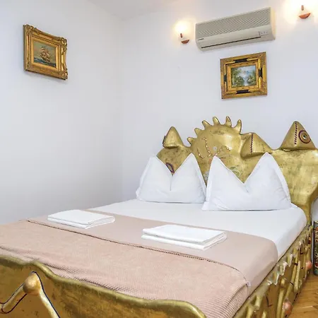 Tatil Evi Cozy In With Jacuzzi