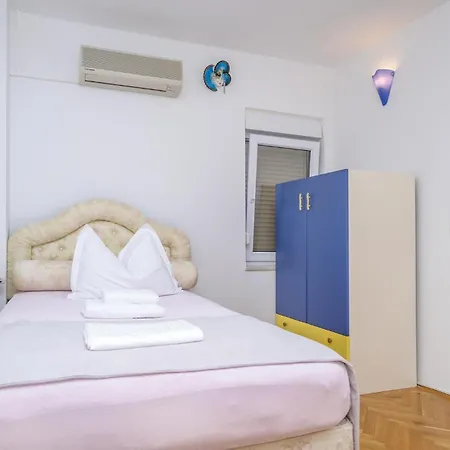 Cozy In With Jacuzzi Tatil Evi Makarska